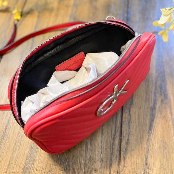 CALVIN KLEIN Belt Bag - Picture 3 of 4